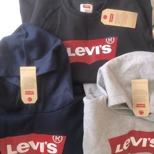 Levi’s unisex fleece hoodie crew neck NWT
